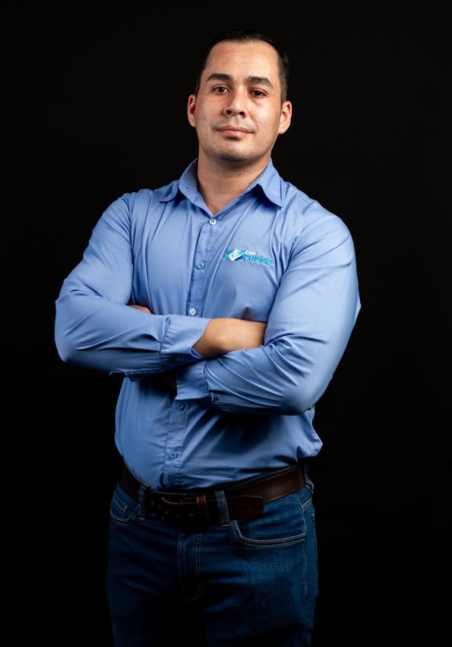 Adrian Rojas